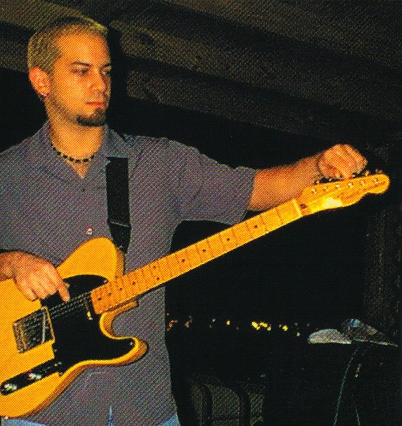 Zekreto guitarist, booklet scan